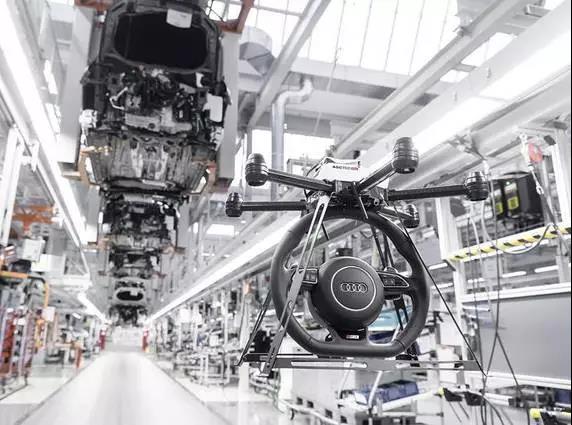 Reprinted-Walk into Audi factory full of black technology